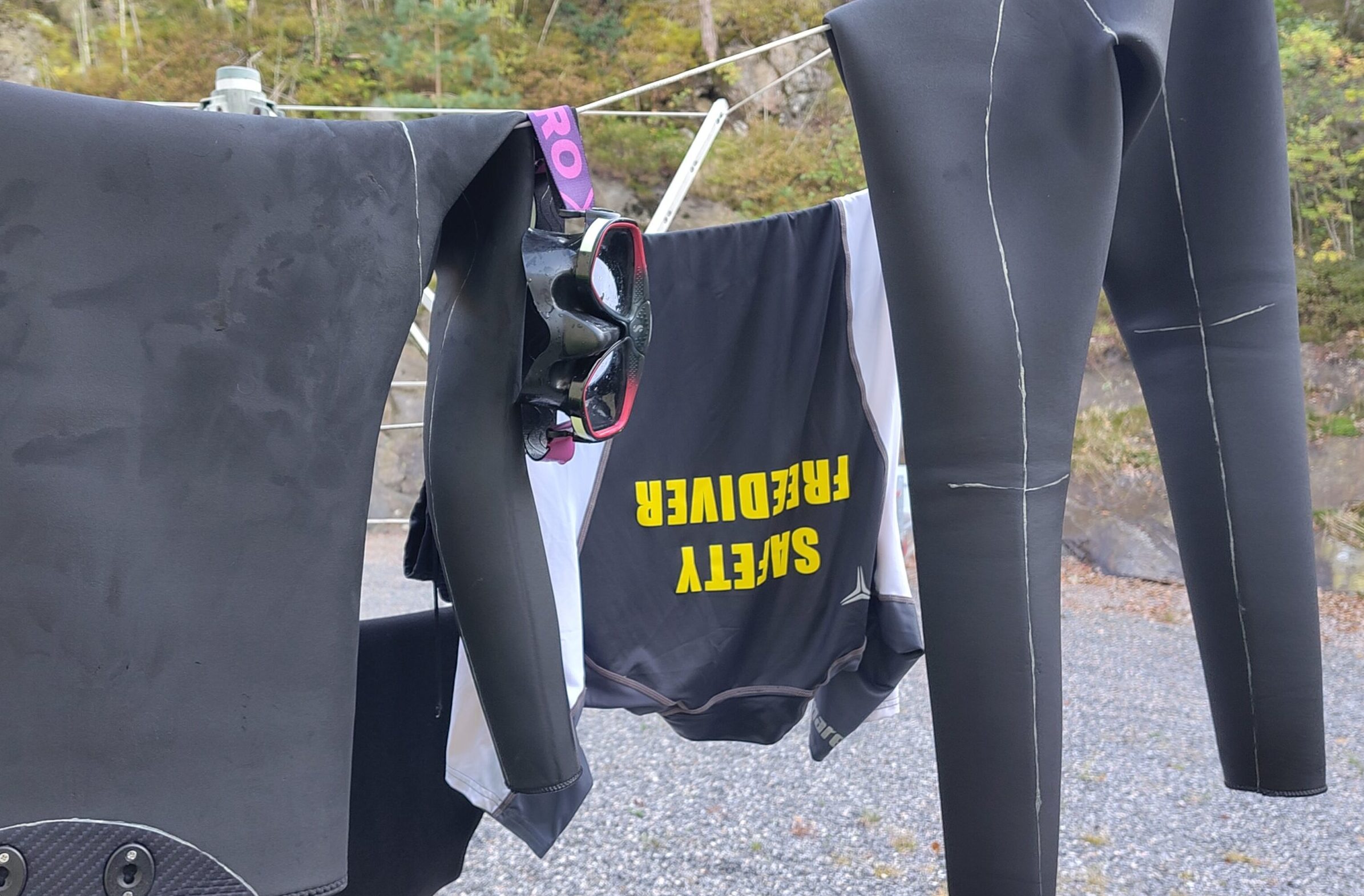 Safety freediver for depth competitions